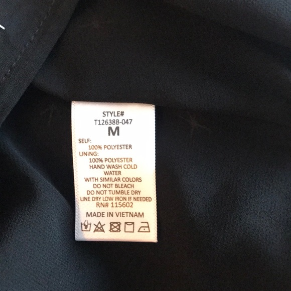 Lush strapped shell/Cami type blouse - Picture 5 of 7